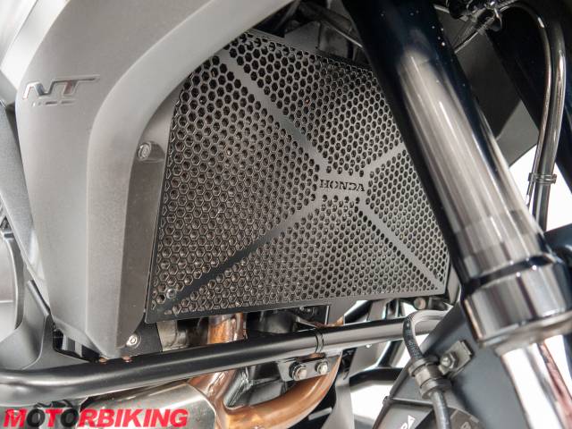 2022 Honda NT1100 Photo #10