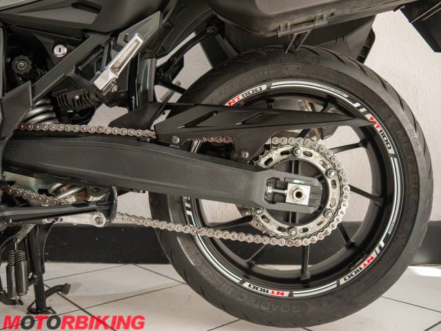 2022 Honda NT1100 Photo #33