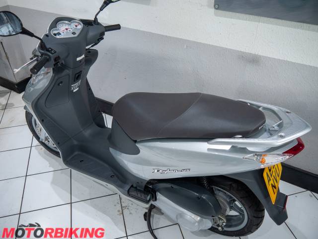 2006 Honda DYLAN 125 SES 125 Photo #19