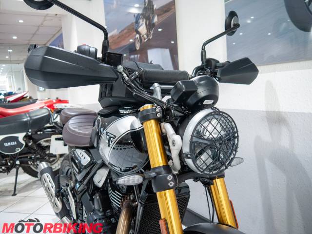 2024 Triumph SCRAMBLER 400 X Photo #3