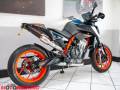 2022 KTM 890 DUKE  R Photo #3