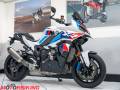 2025 BMW M1000 XR Photo #2
