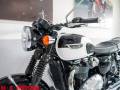 2017 Triumph BONNEVILLE T120 Photo #23